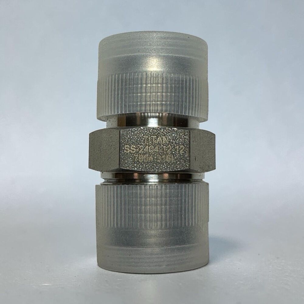 Titan SS-2404-12-12 3/4” JIC x 3/4” NPT 316L Stainless Steel Fitting
